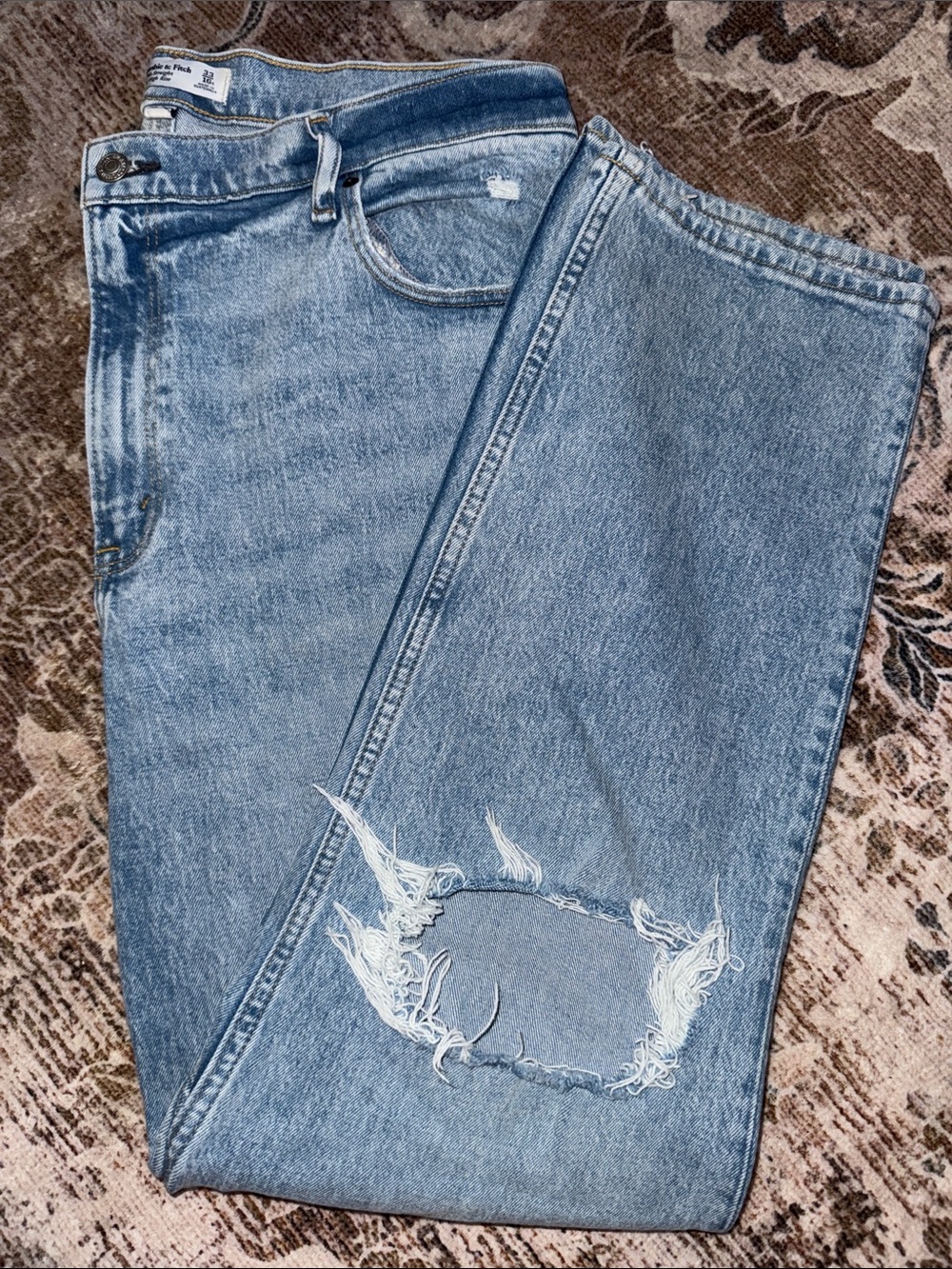 Abercrombie & Fitch Jeans with Knee Distress